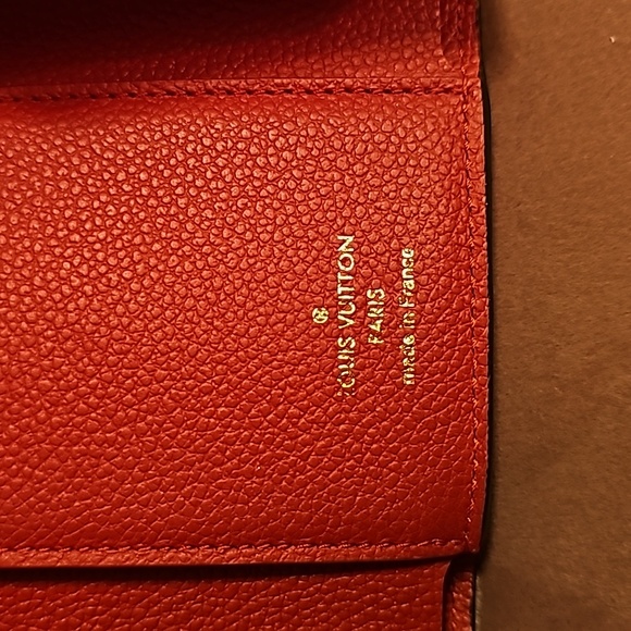 Authentic Louis Vuitton Victorine Empreinte Trifold Leather Wallet - Picture 4 of 16